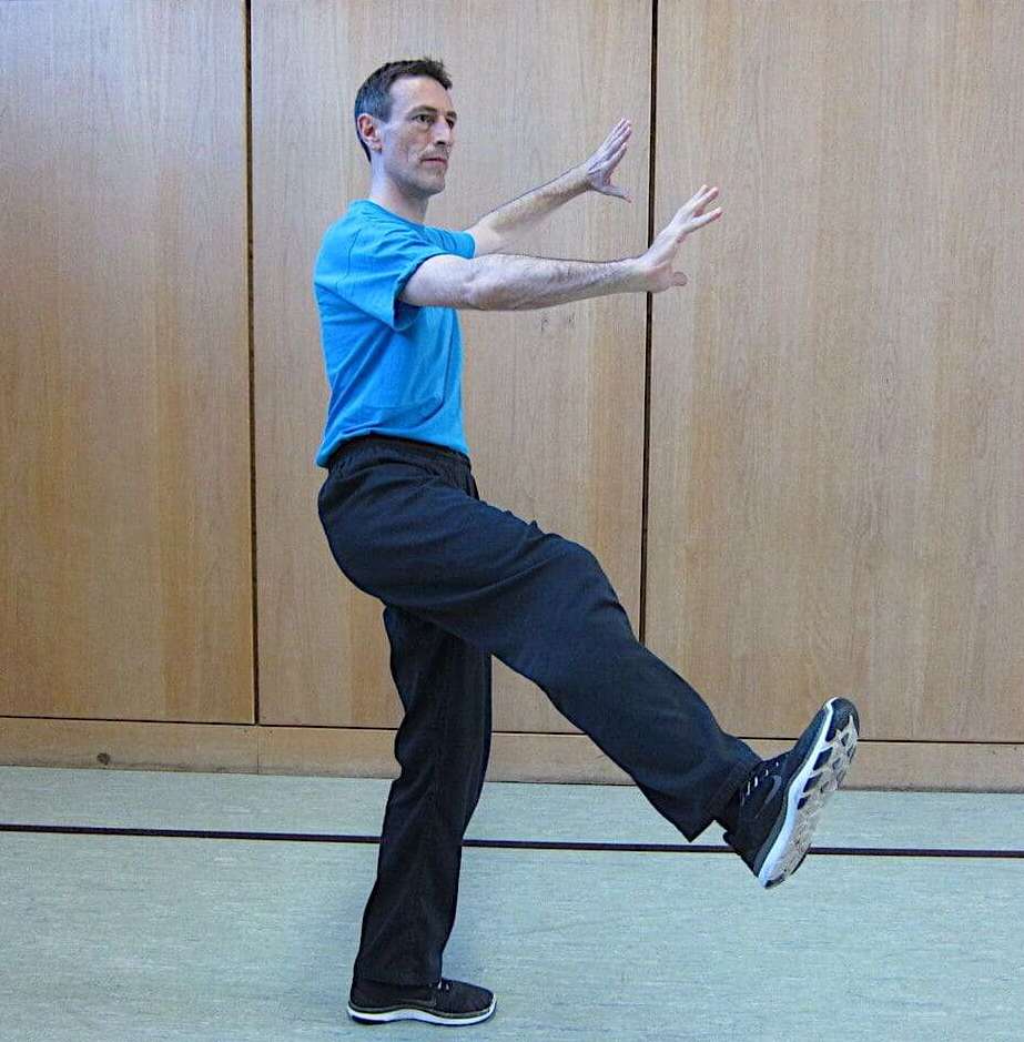 Taiji Fußstoß mit der Ferse demonstriert von Christian Waltenberger beim Training in Graz